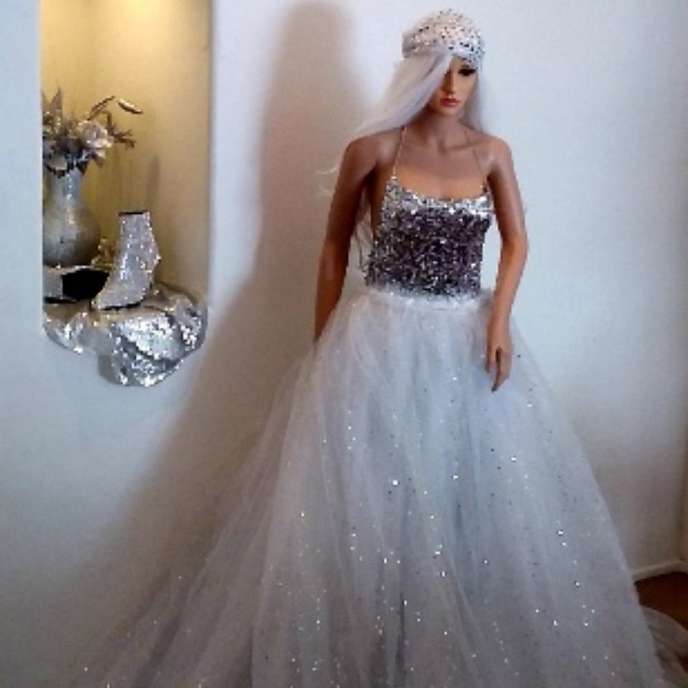 ADAIR White & Silver Backless Wedding Ballgown Set / built in Wardrobe Change